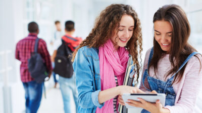 Why do institutions prefer Mobile Technology for Student Engagement? Why do institutions prefer Mobile Technology for Student Engagement?